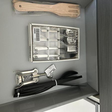 Elegant Studio Milan Luaran gambar